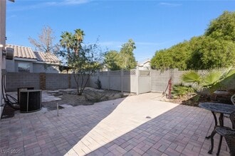 Building Photo - 8758 Arawana Pl Building Photo - 8758 Arawana Pl