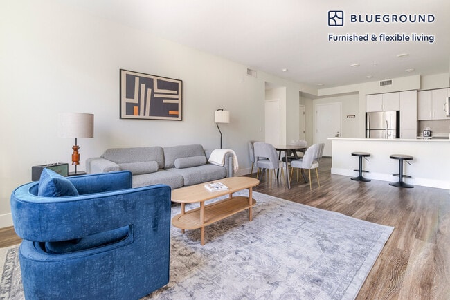 Building Photo - 3889 Artist Walk Common