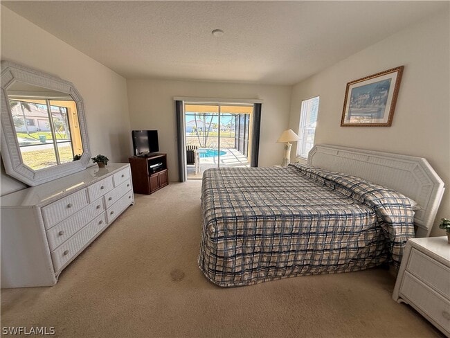 Foto del edificio - 3737 SW 12th Pl