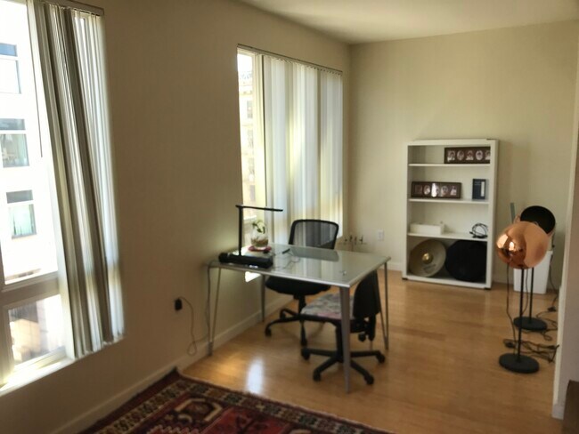 Foto del edificio - 1511 Jefferson St
