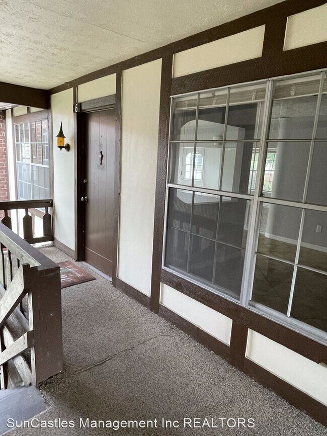 Building Photo - 3 br, 2 bath House - 5461 Hansel Ave  Unit H6