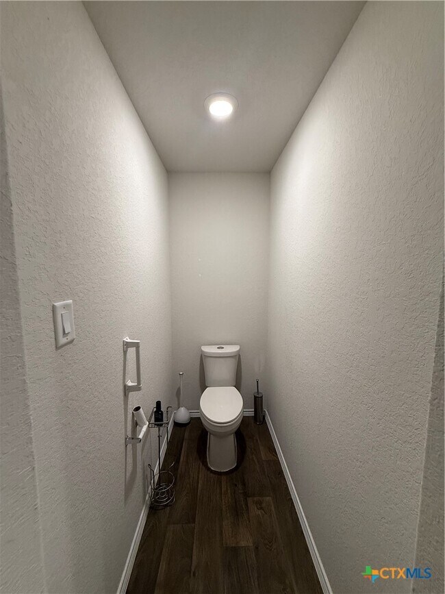 Foto del edificio - 208 Yucca Dr