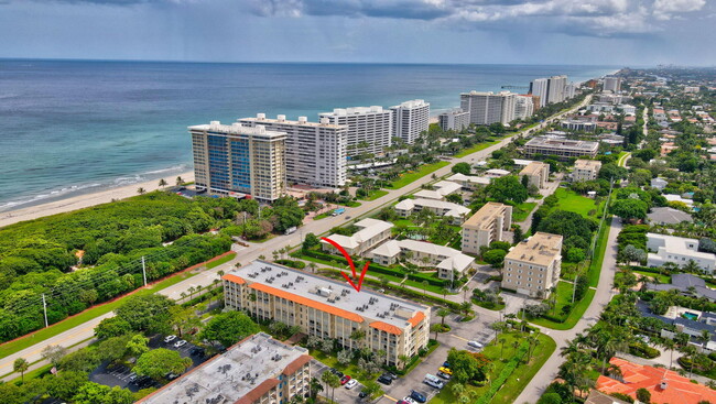 Foto del edificio - 951 De Soto Rd