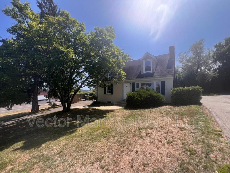 Photo - 2628 State Street - House