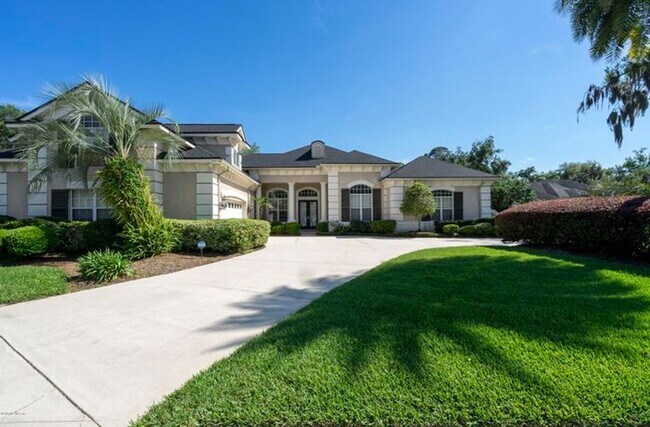 Building Photo - Gated Community