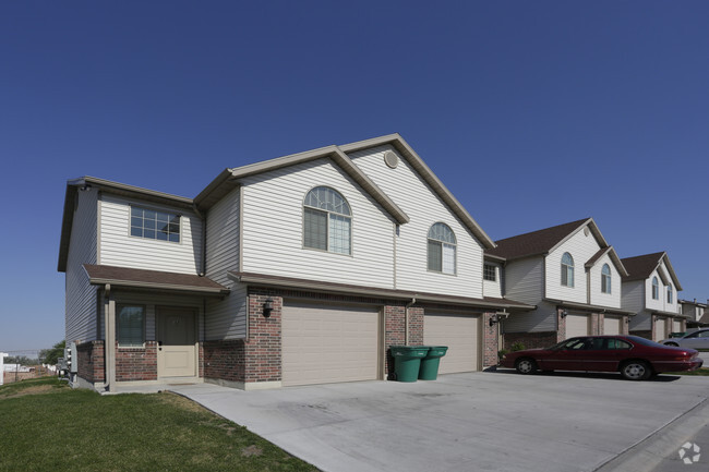 Foto del edificio - Clearfield Townhomes