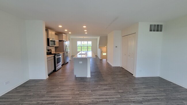 Foto del edificio - 2331 Upland Rd