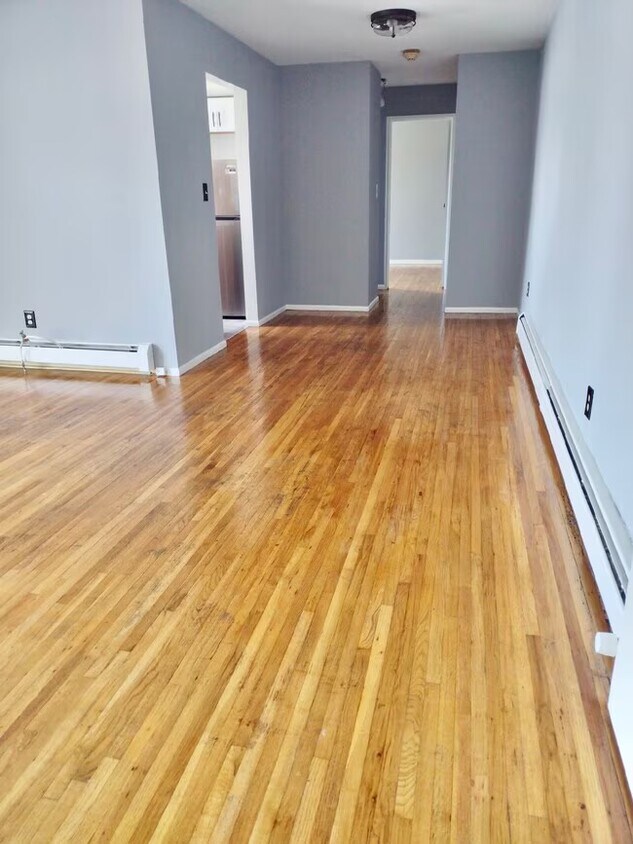 Foto del edificio - 54 Willett Ave