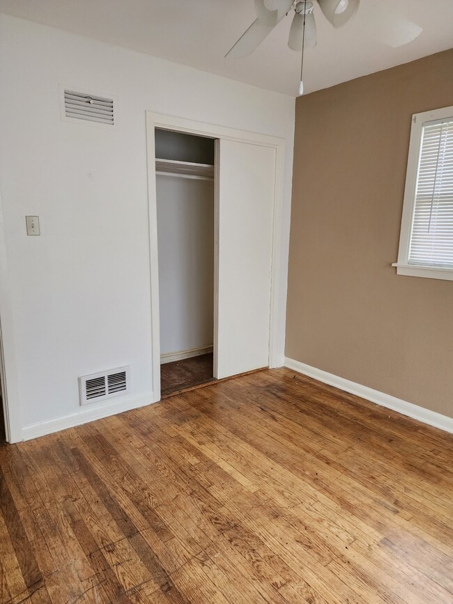 Building Photo - 602 Santa Monica St