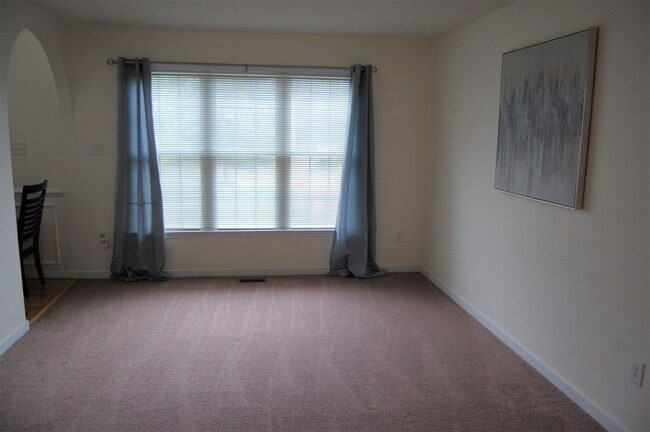 Foto del edificio - 2218 Midview Rd