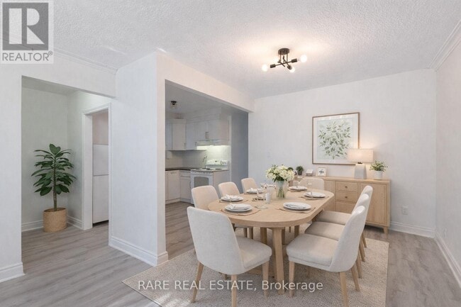 Building Photo - 352 Hopewell Ave