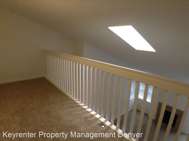 Building Photo - 2 br, 1.5 bath House - 8760 Corona St Unit...