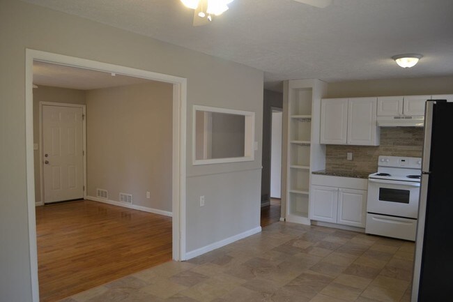 Building Photo - 2831 Spring Creek Pl