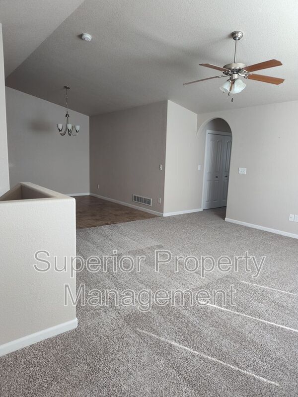 Building Photo - 3733 Gunsmoke Rd