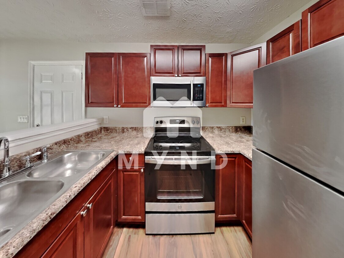 Primary Photo - 3259 Pawnee Dr