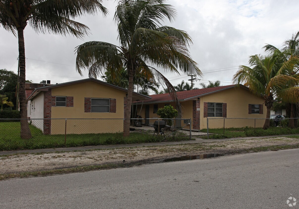 Foto principal - 6140 Fillmore St