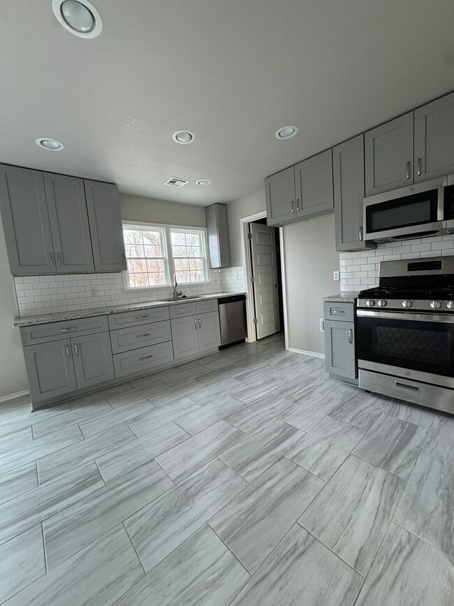 Foto del edificio - 2 Bedroom 1 Bath Home.