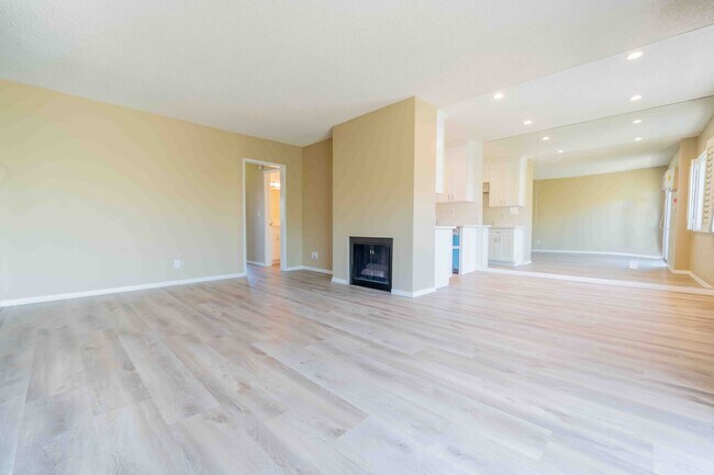 Foto del edificio - 11871 Idaho Ave