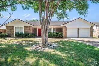 Building Photo - 5708 Arbor Valley Dr