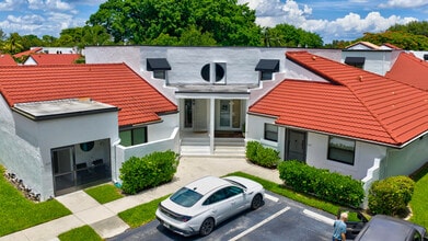 Building Photo - 223 NW 36th Ave