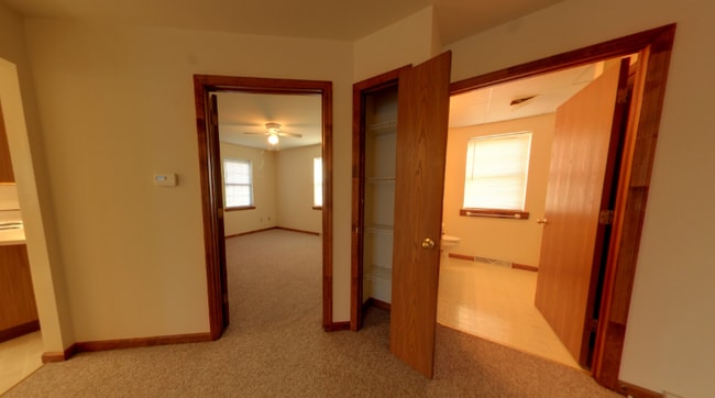 Building Photo - 4212 Menga Dr
