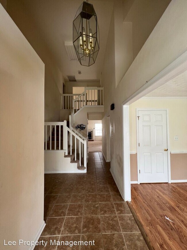 Foto del edificio - 4 br, 3 bath House - 904 Wynstone Ct.