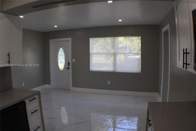 Foto del edificio - 515 S 61st Terrace