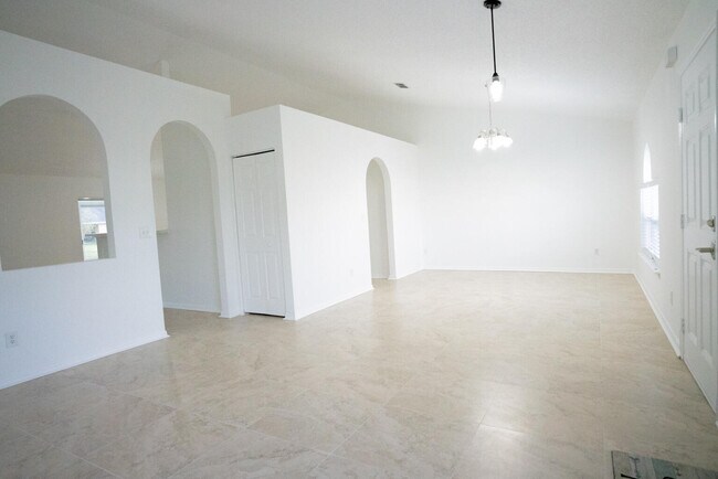 Foto del edificio - 1514 SW Hackensack Ave