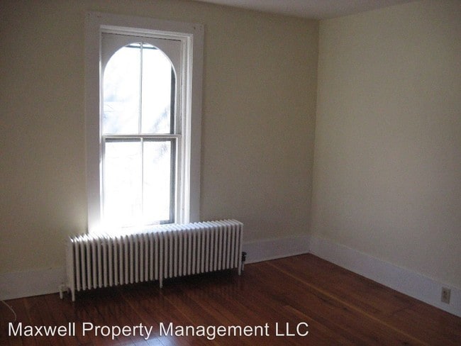 Building Photo - 47 White St
