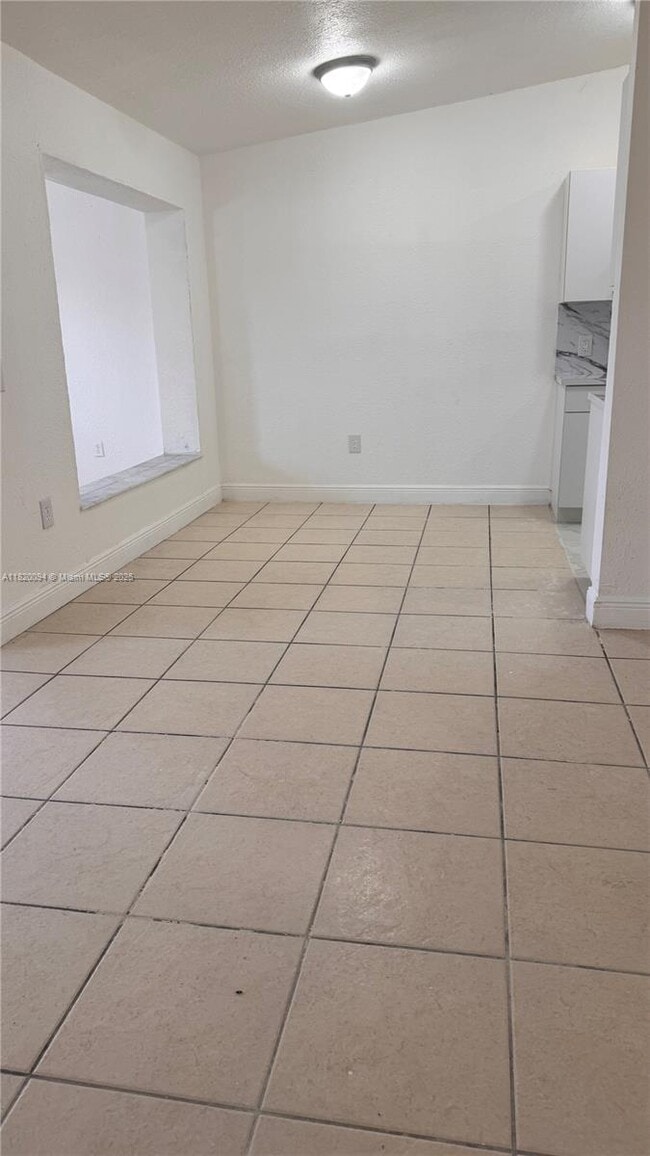 Building Photo - 3019 NW 204th Ter