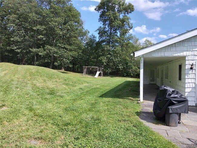 Building Photo - 25 Ruscitti Dr