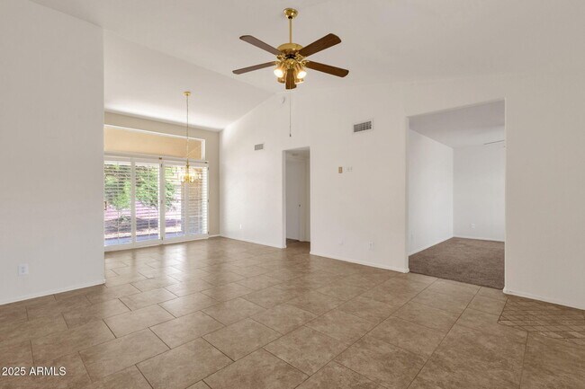 Foto del edificio - 6942 S Championship Dr