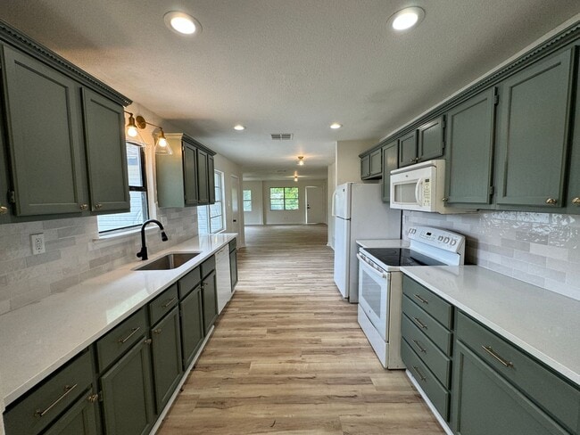 Foto del edificio - 108 Easy St