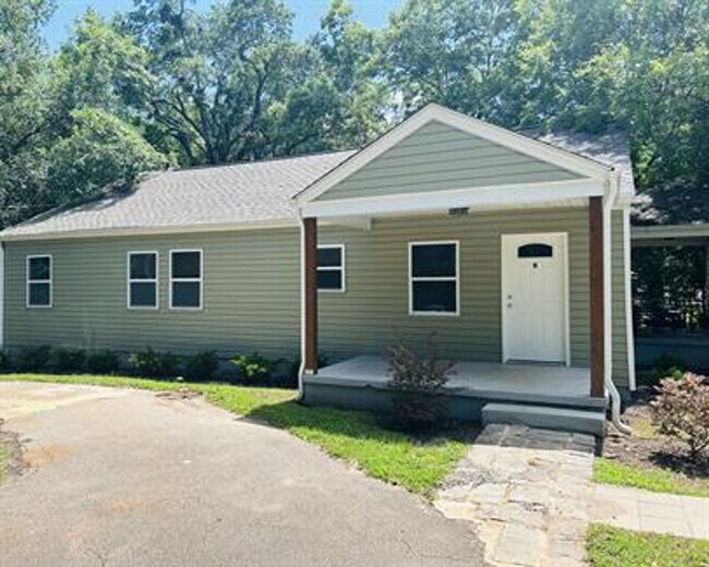 Foto del edificio - 2/1 Available Now Conveniently Located In ...