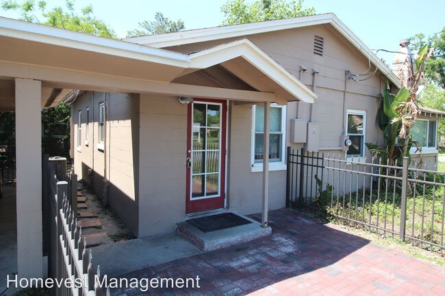 Building Photo - 2220 Oregon St