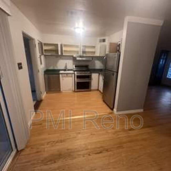 Foto del edificio - 1811 N Nevada St