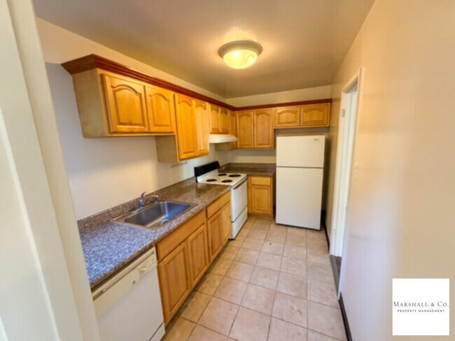 Foto del edificio - PAC HEIGHTS!  REMOD 2BR/2BA QUIET BUILDING, ELEVATOR, GREAT LOCATION