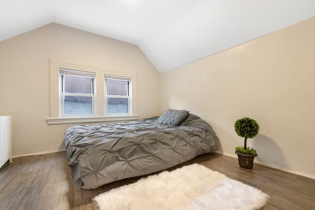 Foto del edificio - 675 E 31st St