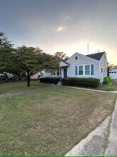 Building Photo - 335 Nevada St