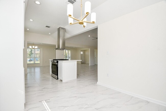 Building Photo - 10402 Kirkhall Dr