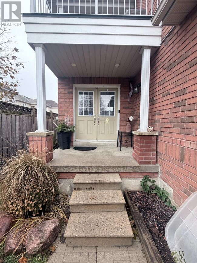 Building Photo - 82 Hutton Pl