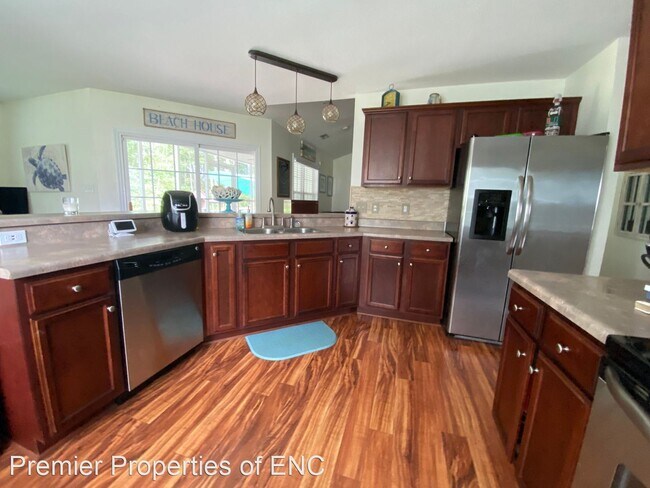 Building Photo - 3 br, 2 bath House - 217 Peters Lane
