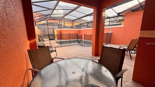 Foto del edificio - 8974 California Palm Rd