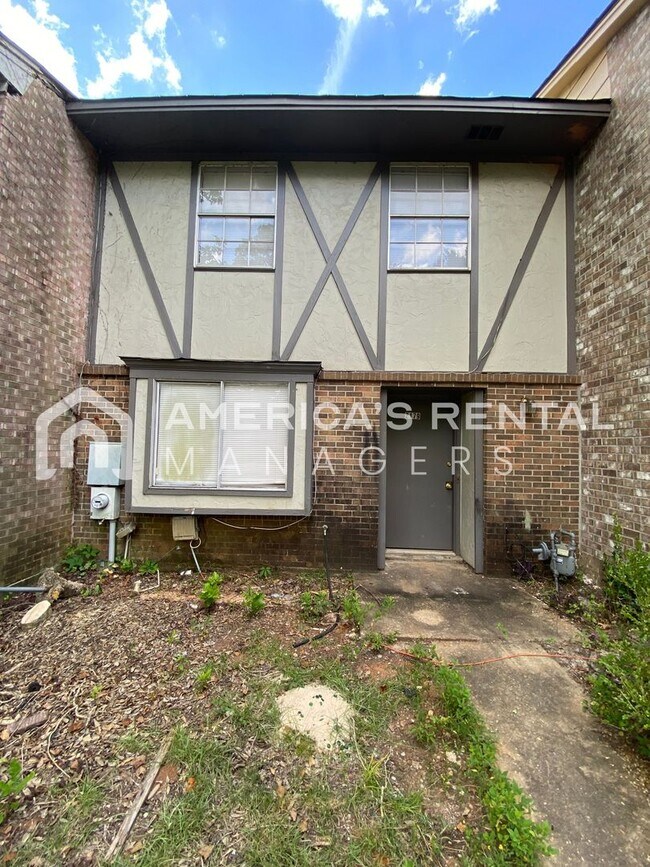 Building Photo - Home for Rent in Montgomery!  DEPOSIT PEND...