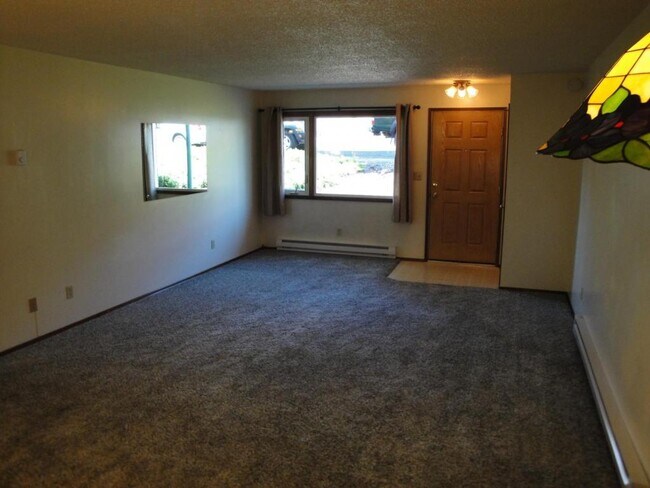 Foto del edificio - 621 3rd St #8