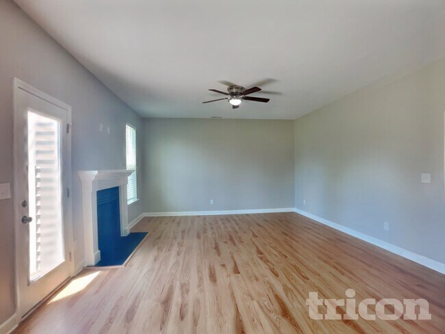 Building Photo - 120 Shore Pine Dr