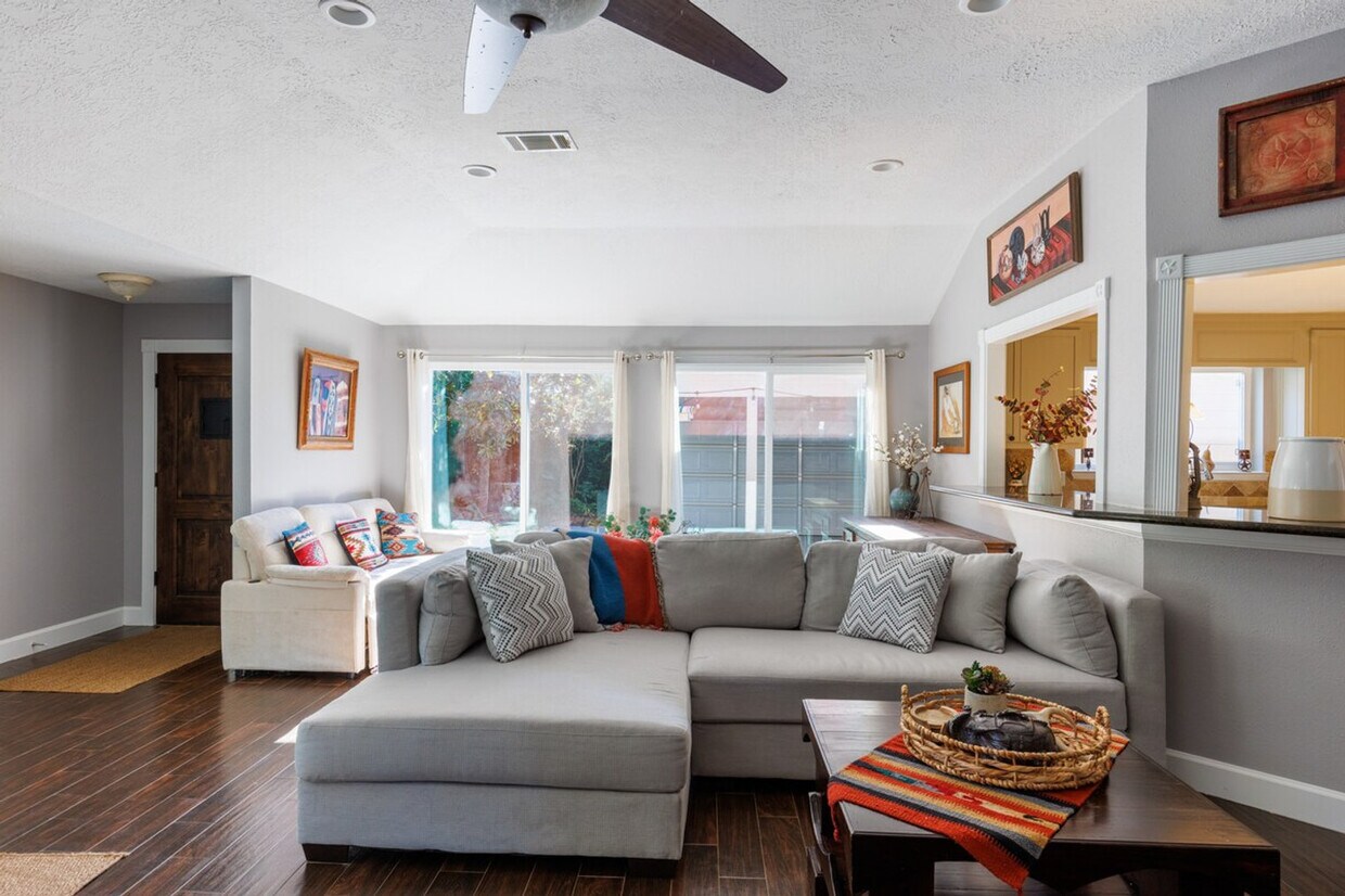 Foto principal - 15818 Val Vista Dr