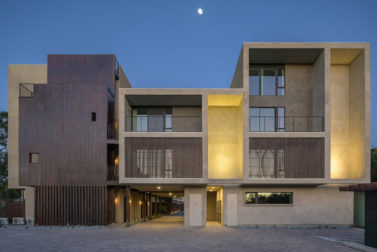 Foto principal - 3732 10th Avenue, Unit 309