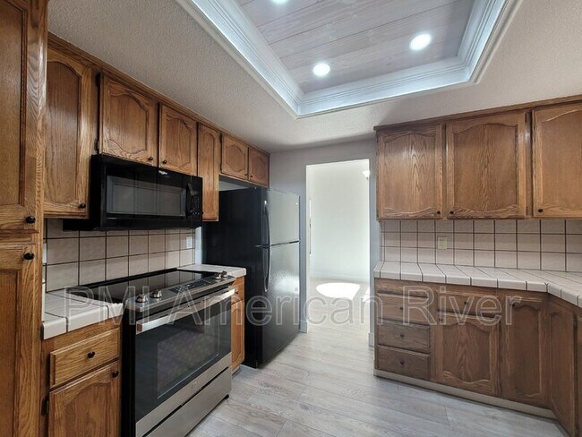 Foto del edificio - 5108 Parque Vista Way