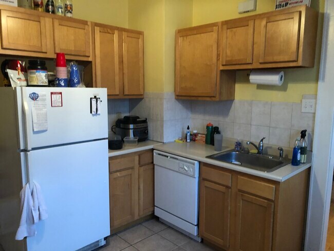 Foto del edificio - 848 Lancaster Ave